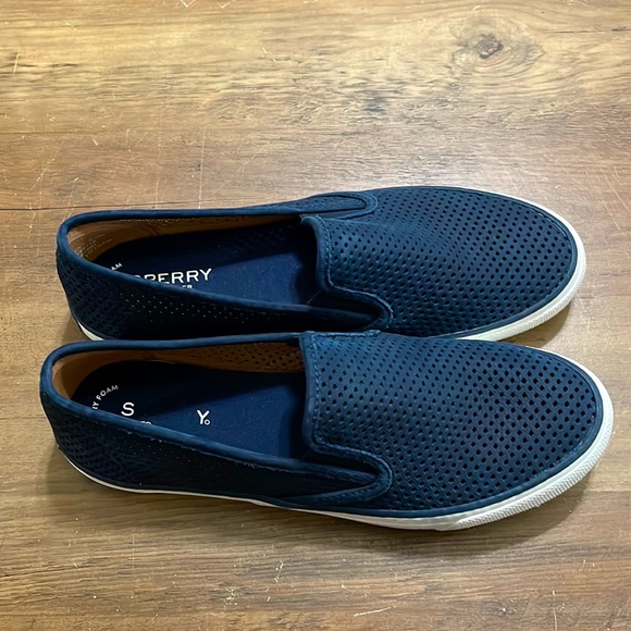 Sperry Shoes - Women’s Sperry Top-sider slip on. Navy blue. Size 9.5